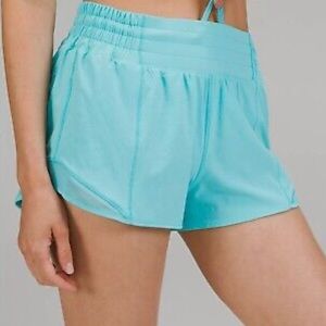Lululemon Hotty Hot HR Short 2.5” lined Size 0 Electric Turquoise! NWT